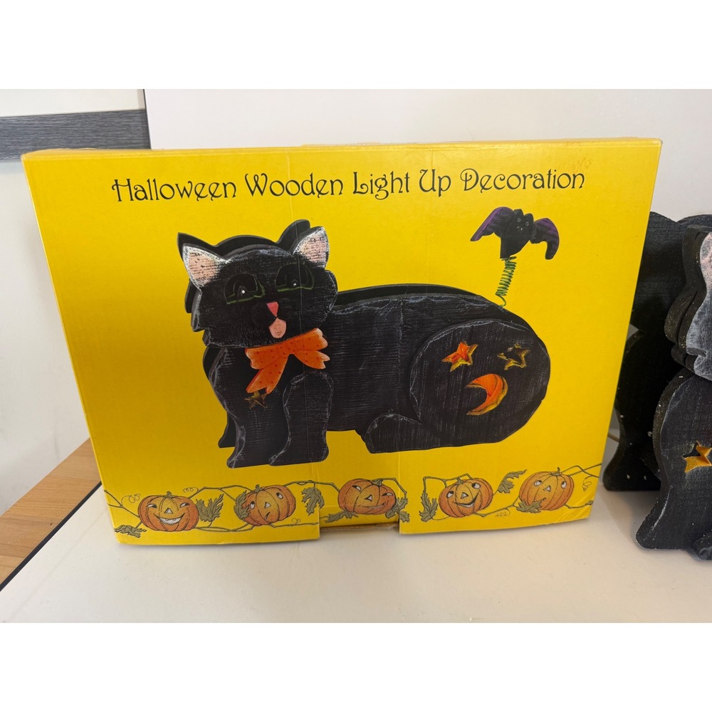 Vintage Halloween Wooden Light Up Black Cat Decoration Primitive Folk Art Boxed